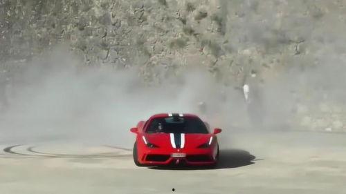 国产跑车原地转圈视频