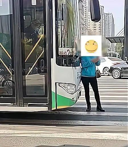 顶公交 视频 国产,视频展现国产品牌崛起风采