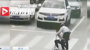 小伙骑国产车视频播放,小伙骑行视频走红网络